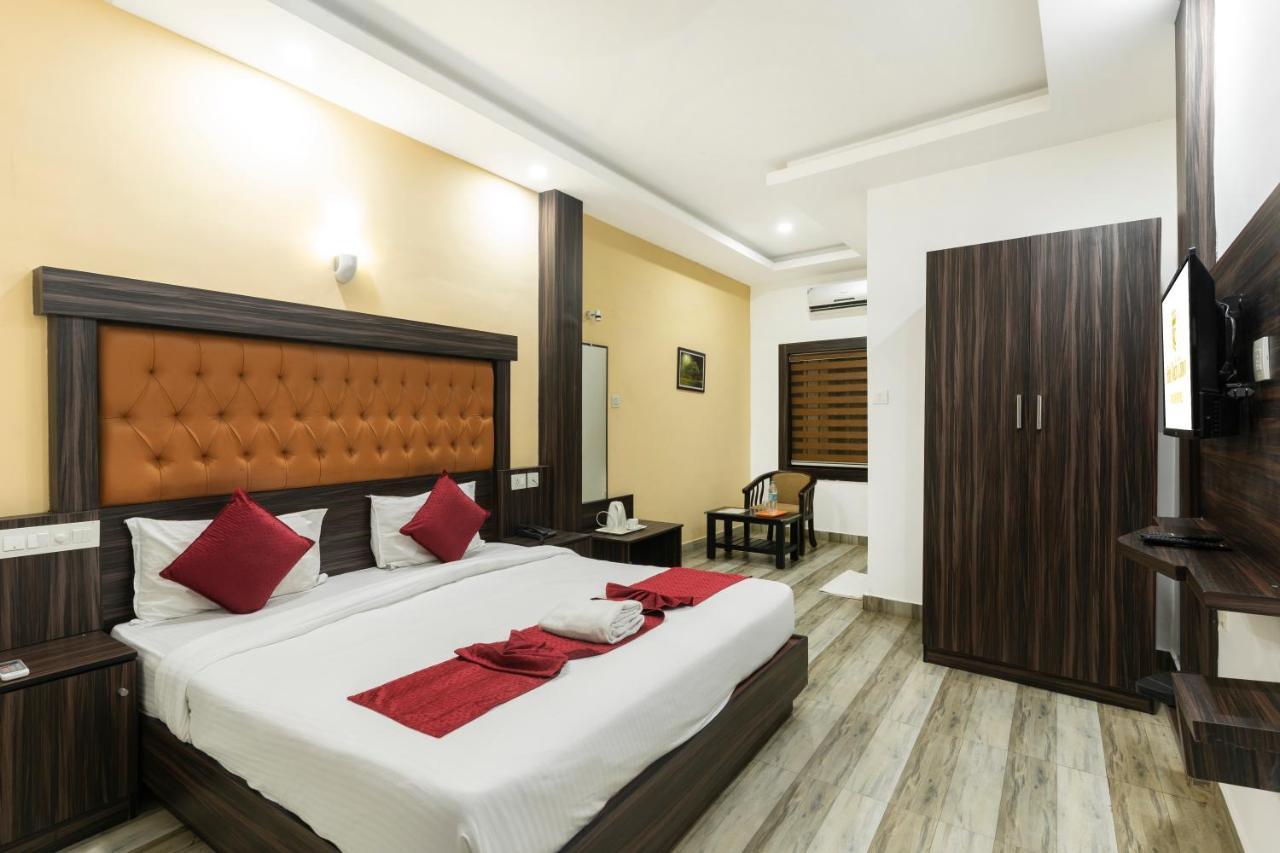 Hotel Kochi Crown Luaran gambar