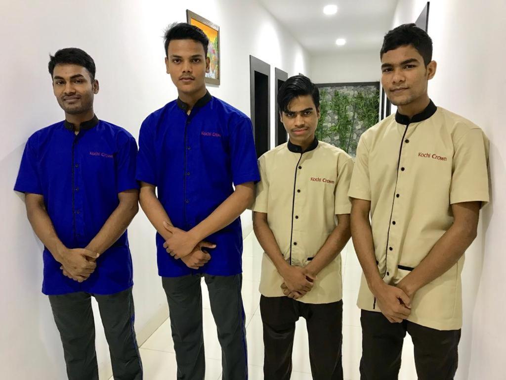 Hotel Kochi Crown Luaran gambar