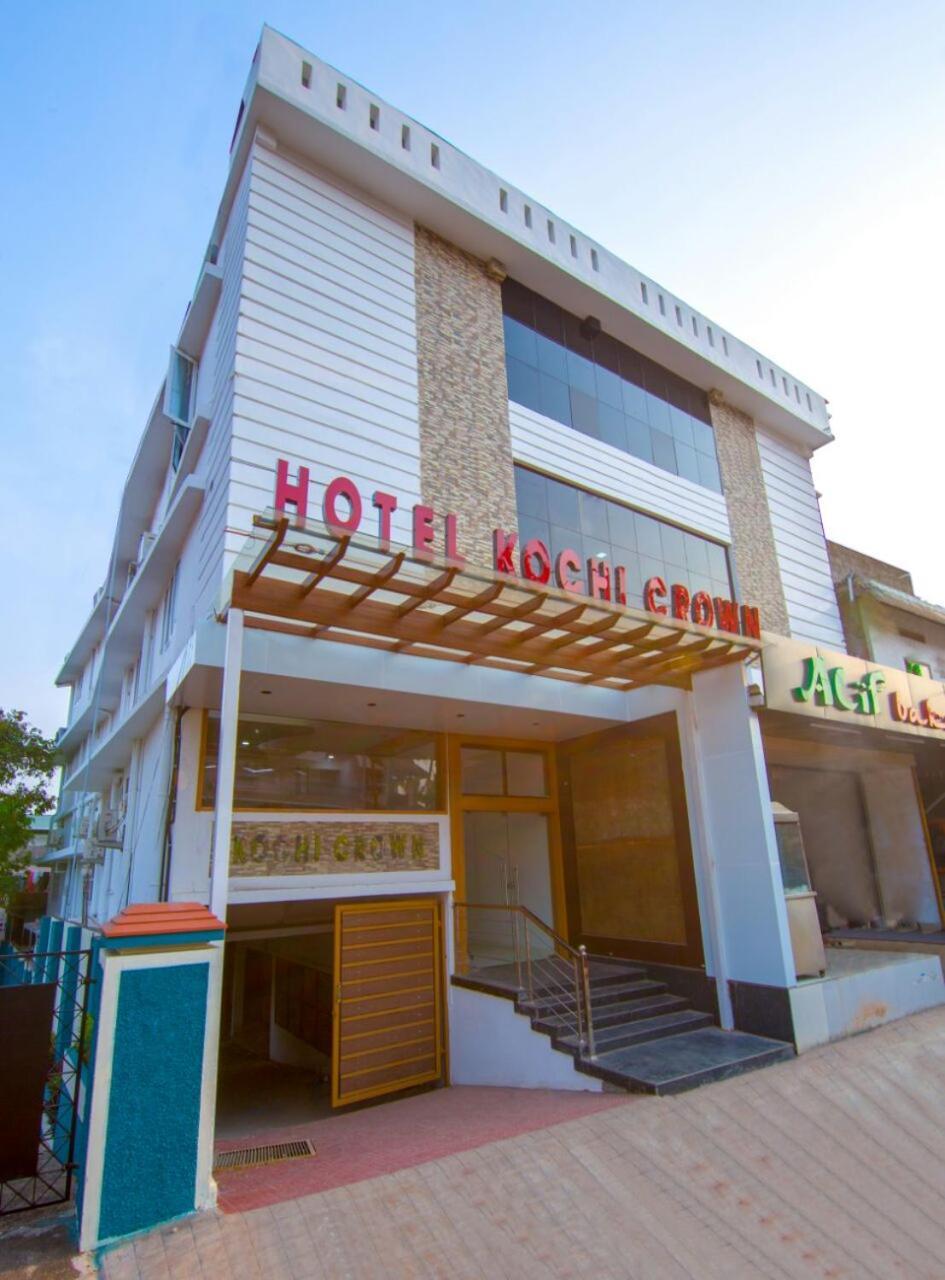 Hotel Kochi Crown Luaran gambar