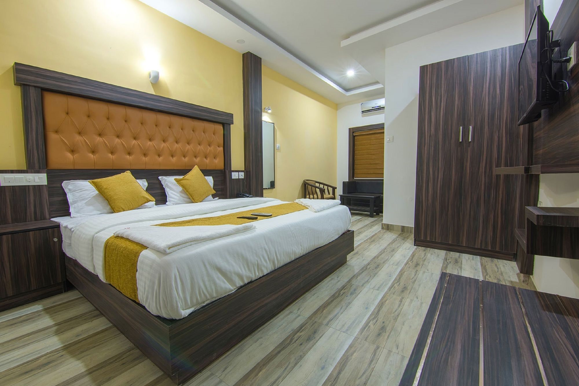 Hotel Kochi Crown Luaran gambar