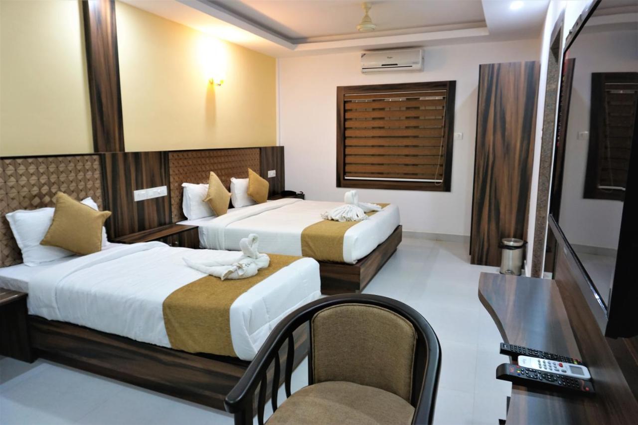 Hotel Kochi Crown Luaran gambar
